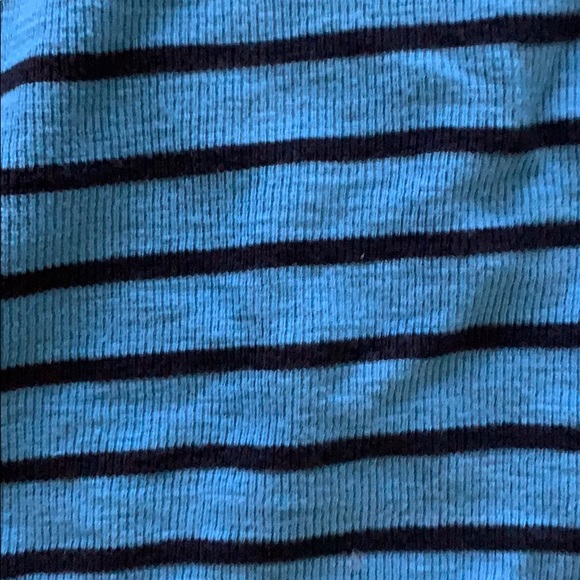 American Eagle long sleeve - Picture 3 of 3